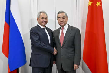 中国とロシア、対日共闘で一致　「軍国主義復活に反撃」