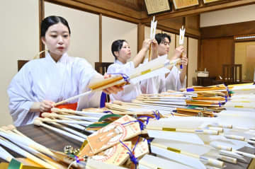 開運願い破魔矢作り　鹿島神宮　茨城