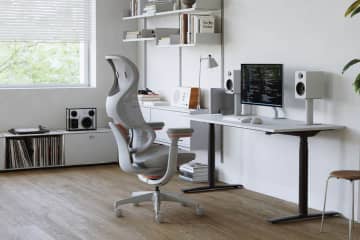 コクヨ、浮遊感のある座り心地のチェア「ingCloud」発売