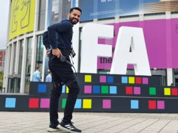 約31万円で脚力をブースト　外骨格「Hypershell X Ultra」で6時間歩き倒して分かったこと