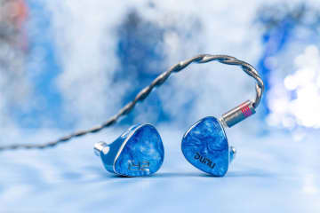 DUNU、1DD＋4BA＋2プラナー構成の7ドライバイヤフォン「DN 142」