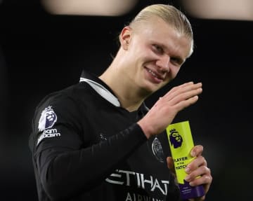 「でも彼は成し遂げた」プレミア史上最速で100得点を達成したハーランド。マンC指揮官は称賛「この数字は驚異的だ」