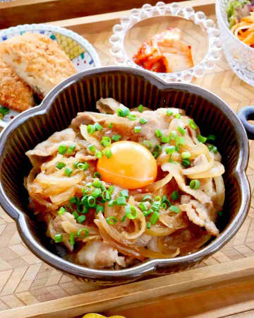 迷ったらこれ作ろう！maina(米山真衣)さんの「ボリューム満点献立」5選