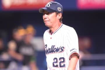 「男気あってカッコ良い！」元NPB監督同士の“むかし敵人～いま友人”なショットが話題！「懐かしい」「仲良しいいですね」