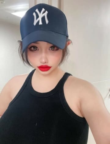 BOM（2NE1）、活動中断治療の近況で意味深コメント