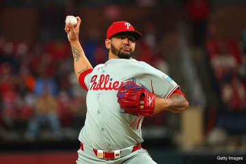 DeNA、捕手経験を持つルイーズを獲得　メジャー通算11勝右腕