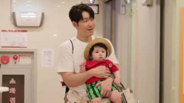 “BTSメンバー似”の息子が「広告で5億ウォン」稼いだ？18歳年下の日本人女性と結婚した韓国俳優、真相語る