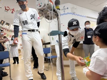 ロッテ、2投手が小児がん支援プロジェクトに参加　唐川「またこういった活動の機会があれば参加していきたい」