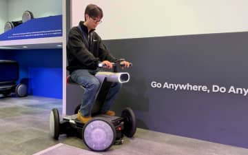 ヒョンデ、量産型モバイルロボットプラットフォーム「モベッド」世界初公開