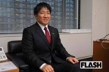 「暴走族に入っていた、という噂にはノーコメントです（笑）」維新・黒田征樹衆院議員、「中卒国会議員」だから得られる信頼…日当6000円の現場で学んだ「政治とカネ」