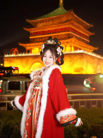 漢服体験、中国と海外の文化交流の新たな架け橋に