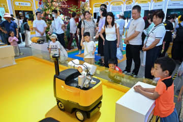 中国のサービス貿易額、1～10月は7.5％増