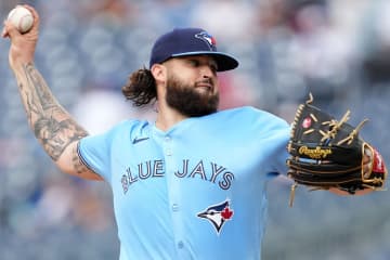 「覚醒したら激アツ」エンジェルスが元オールスター右腕マノアを１年契約で獲得！ 「輝きを再び」「ギャンブル契約」ファン期待と不安の声