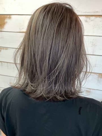 【40・50代】“髪型で脱・老け見え”なら → どの長さでもOK！「外ハネヘア」がイイ♡