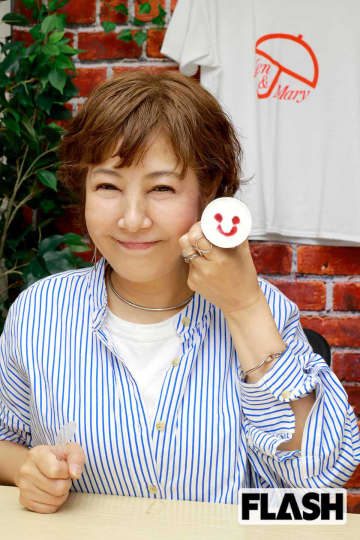 ミッチョン、アミー、のりりん「花の85年組」が“同期”井森美幸ライブ鑑賞、スリーショットにファン感激!