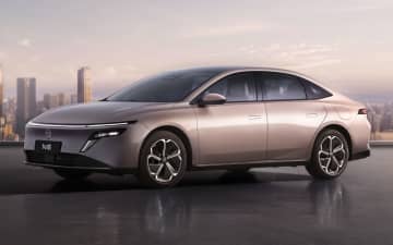 日産、初のPHEVセダン新型「N6」中国で発表 燃費2.9L/100kmでギネス世界記録を更新