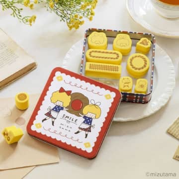 宝島社「mizutamaのクッキーみたいなはんこと缶のセットBOOK」。作家描き下ろし10種入り