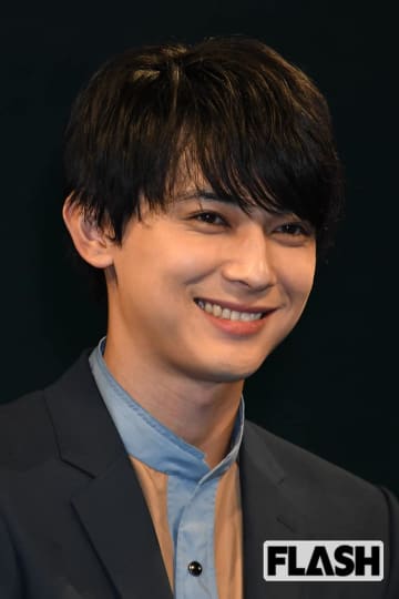 吉沢亮“完全復活”示した「年末の過ごし方」不祥事乗り越え大ヒット映画で“国宝級俳優”へ、激動の1年