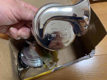 【アリエク購入レポ】1062円のホーンは安くて良い音？満足度は？軽の純正ホーンの不満を解消！