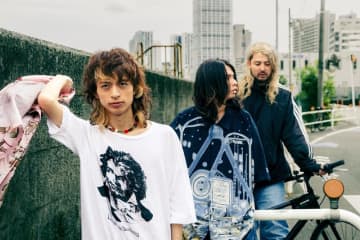 w.o.d.、ライブAL『LOVE BUZZ Tour at Zepp Shinjuku』配信リリース＆自主企画イベント【TOUCH THE PINK MOON】開催決定