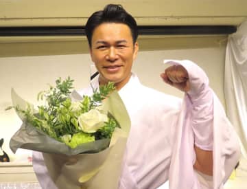 須藤元気氏　「劇団サイエンスフィクション眼鏡」座長旗揚げ公演　政界再チャレンジは「政治のほうもあきらめていませんですし、はい」