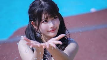 月詩あす｜水しぶきの魔法