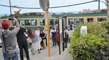 鎌倉高校前のナンバープレート、市が交付停止へ　オーバーツーリズム対策で