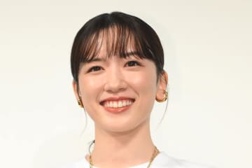 永野芽郁〝金髪ボブ〟でイメチェン復帰　ネトフリ作品で「恩返し」誓う