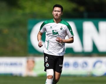 「バカげた契約」マドリー退団→５部でプレーの22歳MF中井卓大に古巣地元メディアがチクリ「日本のSNSスター」「７試合しか出場しなかった」