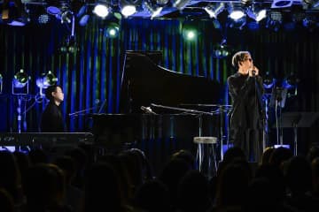 堂珍嘉邦×柴田敏孝、DUOライブで魅せた珠玉の歌声とピアノ　盟友・光永泰一朗が飛び入りセッション