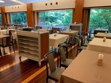 サカセ化学工業、ホテル向けオーダーメイドカートの受注生産を開始