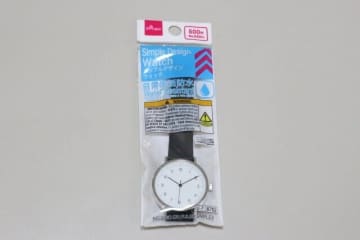 ダイソーで見つけたら即カゴへ！他所で買ったらめちゃ高そう…！お買い得すぎる腕時計3選