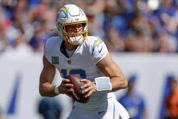 左手負傷のQBハーバートのイーグルス戦出場を楽観視するチャージャーズ