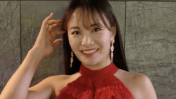 「ゴルフとモデルの二刀流」河本結、前夜祭の“深紅ドレス”にファン感嘆「愛媛のマドンナ」「素敵すぎ」