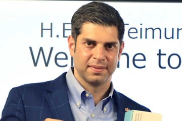 「実に5年ぶり、緊張感を持って臨みます」　ジョージア大使が挑んだ「負けられない戦い」　日本の伝統に触れた特別な一日とは