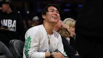 山本由伸と八村塁、LAの日本人スターが対面！そのウラには意外な縁が…？