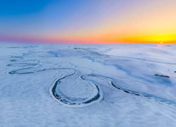 雪原に広がる銀世界　中国内モンゴル自治区