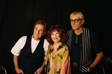 矢野顕子、“生涯の宝”トリオによるブルーノート東京公演ライヴ・アルバムをリリース 「Rydeen」ライヴ映像も