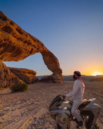 川崎重工、四足歩行モビリティ「コルレオ」開発へ　35年に製品化