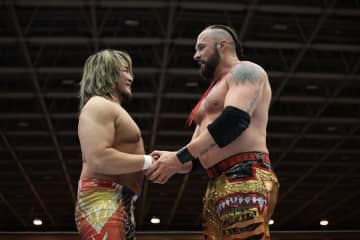 【新日本】怪物アーチャー、棚橋弘至に日本語で別れの挨拶「オセワニナリ、アリガトウゴザイマシタ！」棚橋＆ファンタズモ組、劇的連勝で優勝戦線へ望み繋ぐ