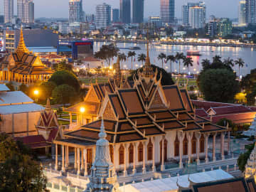 カンボジアが来年、中国国民にビザ免除政策を試行