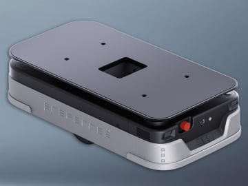 小型ロボットで100kgの荷物を運べるカチャカEvo　台車ごと乗る