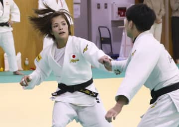 阿部詩「投げ切る柔道を」　GS東京、村尾らも練習