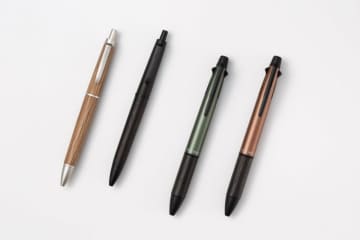 ジェットストリームリフィル搭載！ 素材感を楽しめる新設計の「ピュアモルト」ボールペン