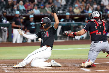 19歳にして「ワールドシリーズで本塁打」父とは対照的…楽天元主砲の息子はメジャーに辿り着けるか