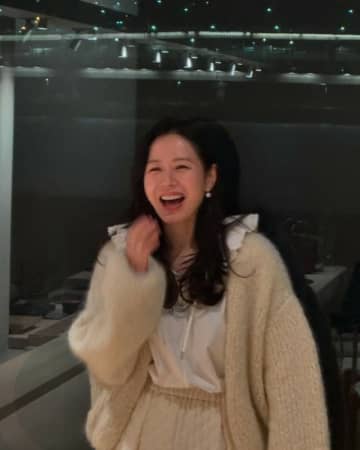 女優ソン・イェジン、忙しいのに妻として母としても役目は怠らない…料理写真が話題