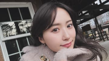 元乃木坂46衛藤美彩「いつの間にか大きく」子供2人とのお出かけショット公開！アスレチックや落ち葉を拾う様子に「すくすく育っていますね」