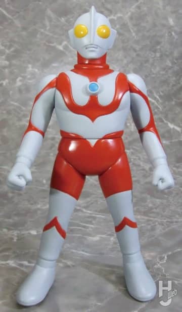 漫画家・楳図かずお氏のコミック版「ウルトラマン」ソフビシリーズ最新弾をピックアップ／2026年1月11日（日）開催「スーパーフェスティバル93」の登壇ゲストも公開！