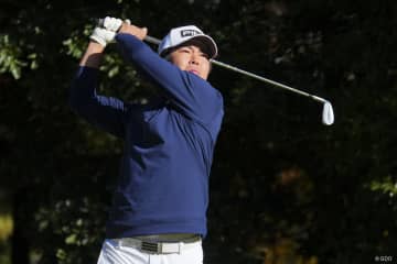 最終戦で12人目の初優勝者なるか レフティ細野勇策「きょうは安定」