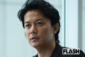 福山雅治　オフショット公開も“すっきり頬”に一部ファンから心配…35周年の多忙ぶりと過去に語った“一日一食”生活
